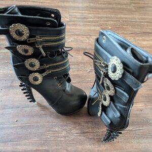 Black Steampunk Spinal Cord Women's Boots